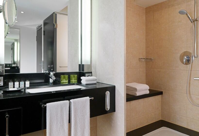 Hotel Four Points By Sheraton Munich Arabellapark
