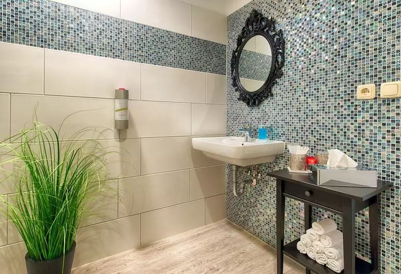 Leonardo Inn Hotel Hamburg Airport