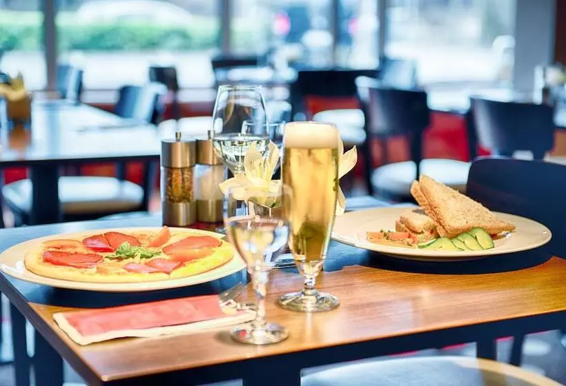 Leonardo Inn Hotel Hamburg Airport