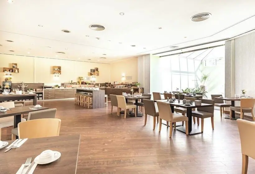 Garner Hotel Dusseldorf - Main Station by IHG