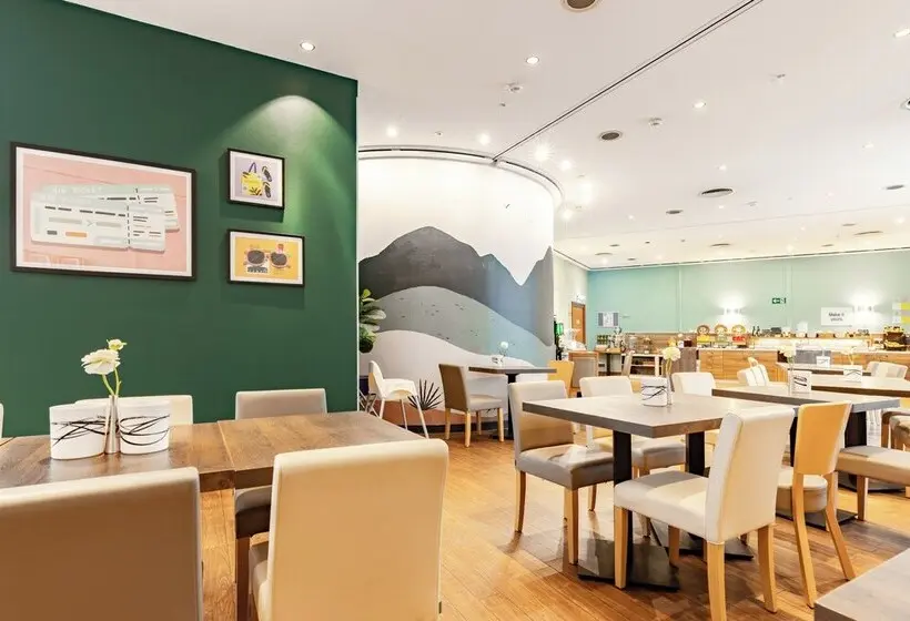 Garner Hotel Dusseldorf - Main Station by IHG