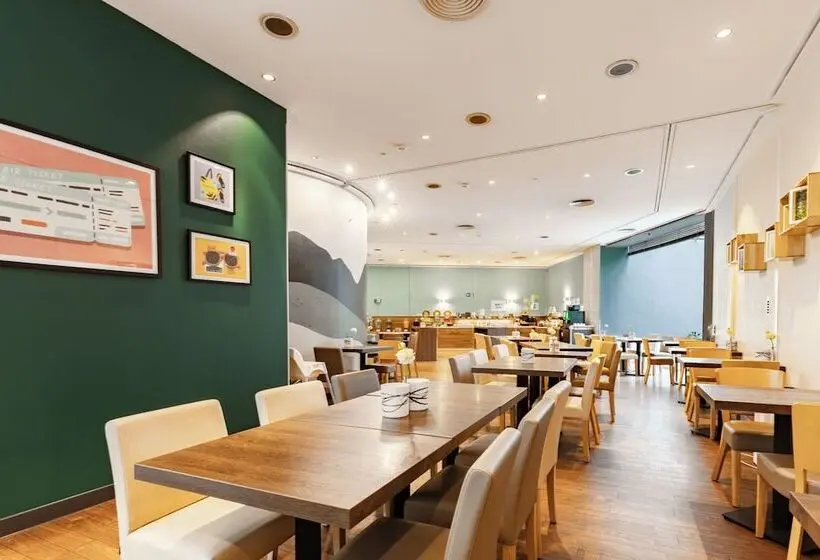 Garner Hotel Dusseldorf - Main Station by IHG