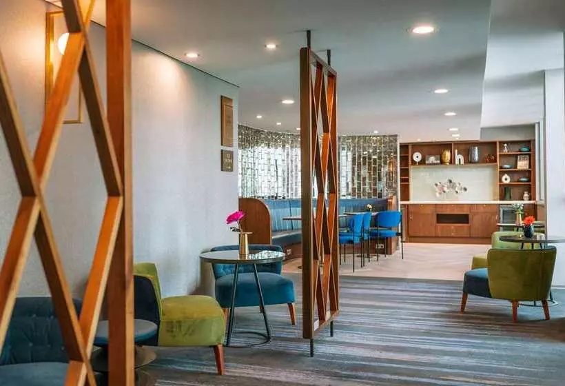 ホテル Hilton Frankfurt City Centre