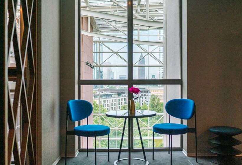 فندق Hilton Frankfurt City Centre