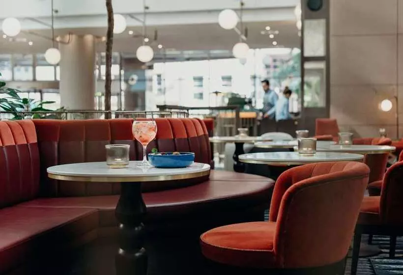 ホテル Hilton Frankfurt City Centre