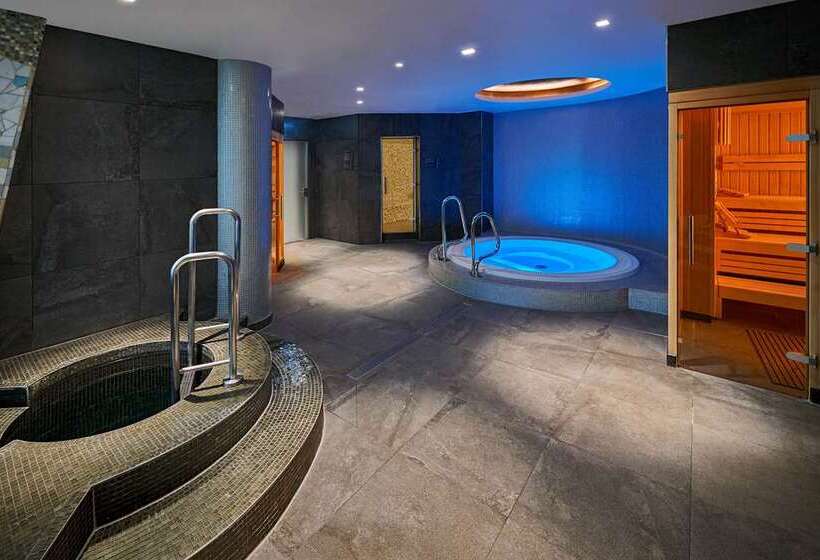 فندق Hilton Frankfurt City Centre