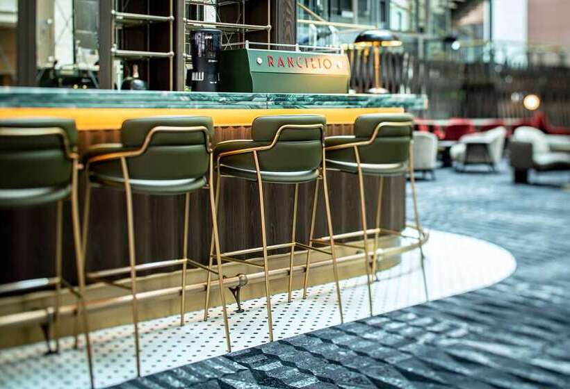 فندق Hilton Frankfurt City Centre