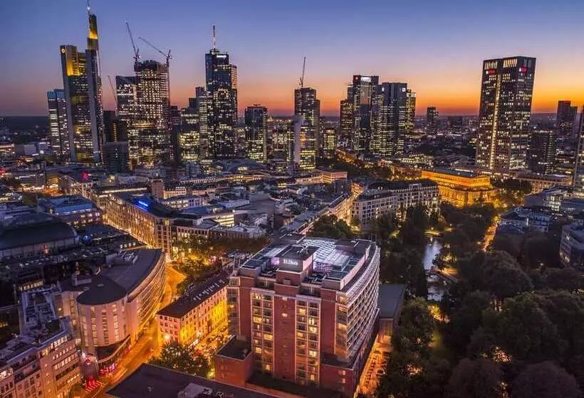 ホテル Hilton Frankfurt City Centre