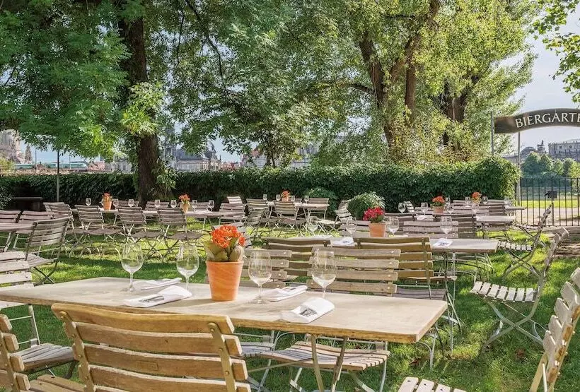 Bilderberg Bellevue Hotel Dresden