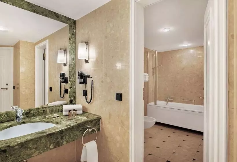 Bilderberg Bellevue Hotel Dresden