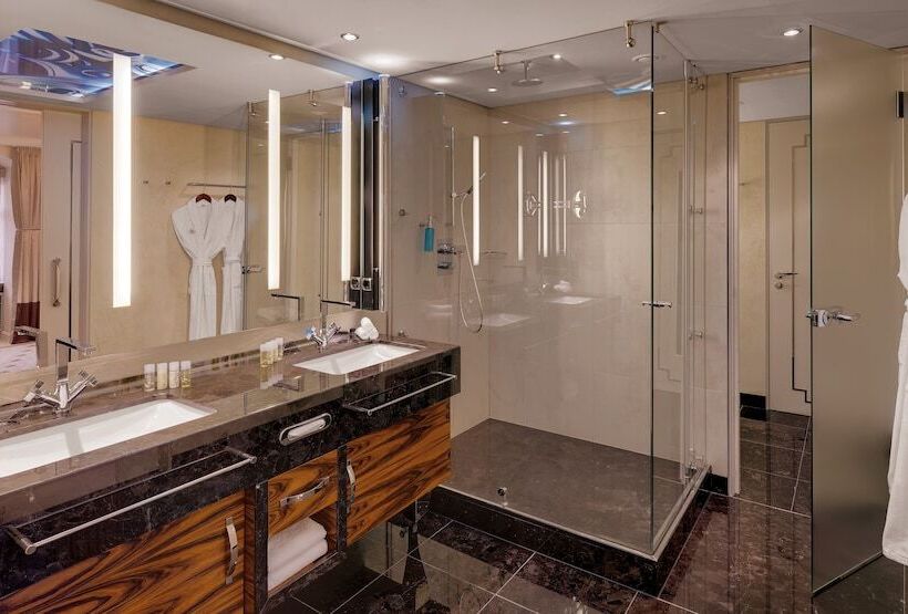 Bilderberg Bellevue Hotel Dresden