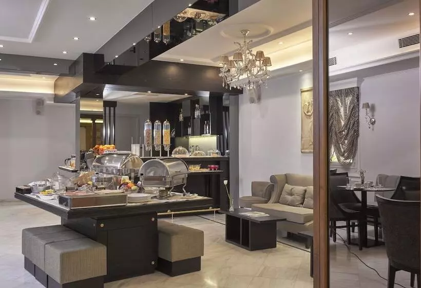 Ava Hotel And Suites