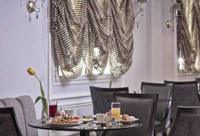 Ava Hotel And Suites