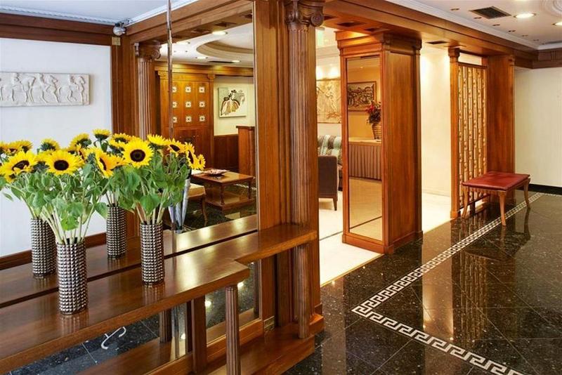 Ava Hotel And Suites