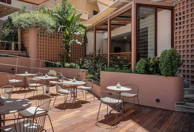 호텔 Civitel Akali