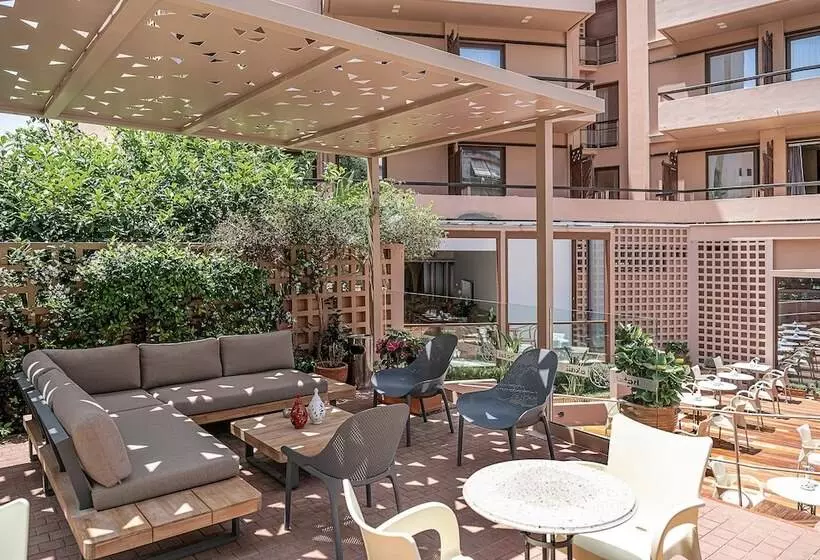 호텔 Civitel Akali