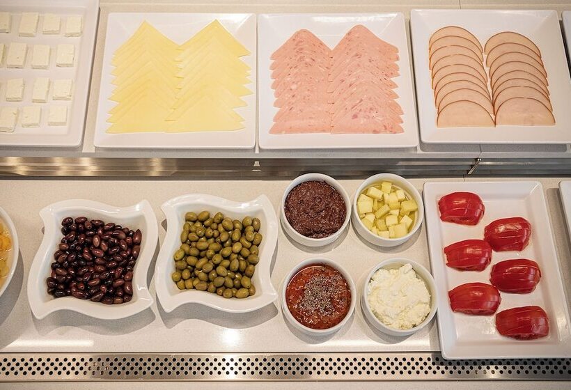 هتل Civitel Akali