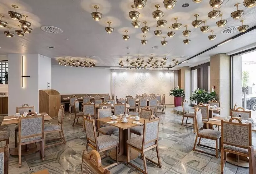 호텔 Civitel Akali