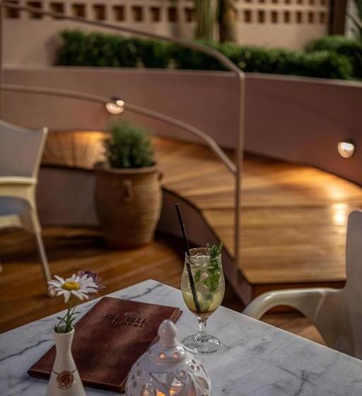 هتل Civitel Akali