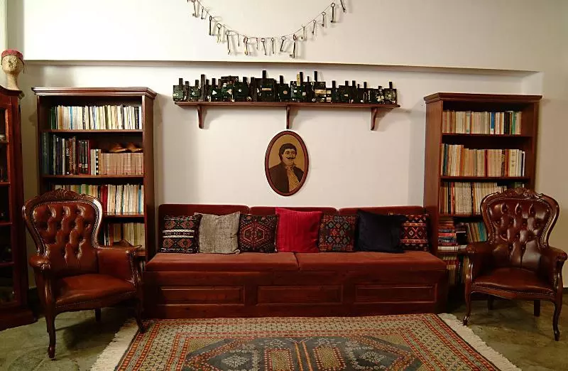 Hotel Glorious Peleys