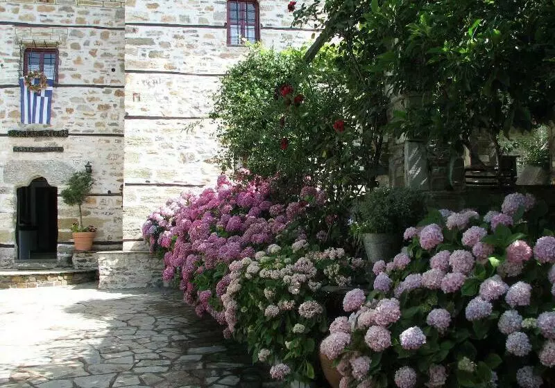 Hotel Glorious Peleys