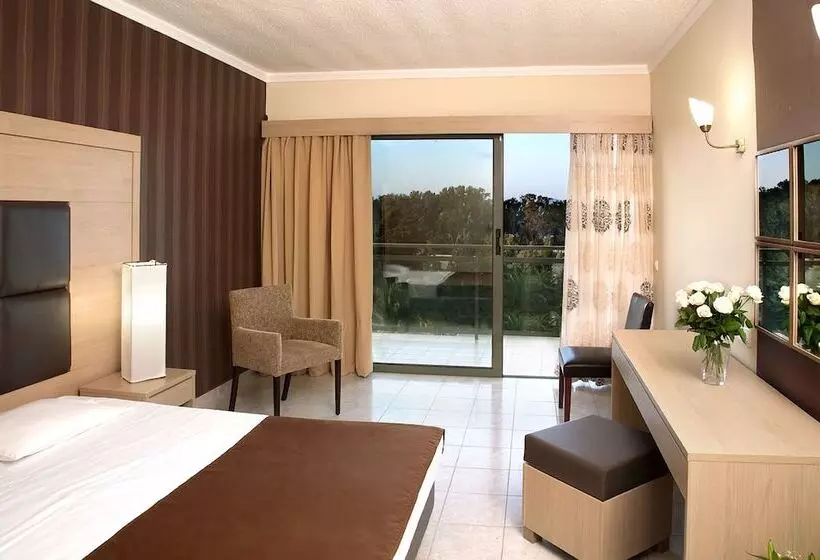 Отель Kipriotis Hippocrates