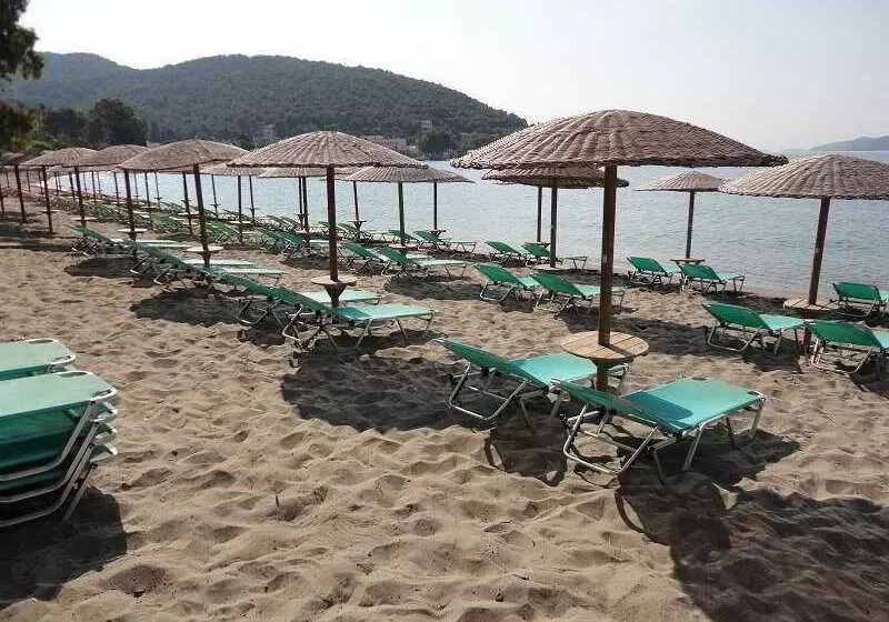 هتل New Aegli Resort