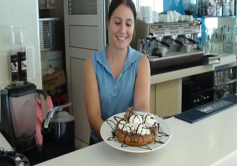 هتل New Aegli Resort