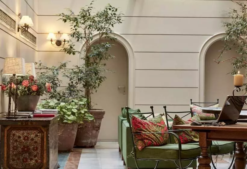 Отель Philippos