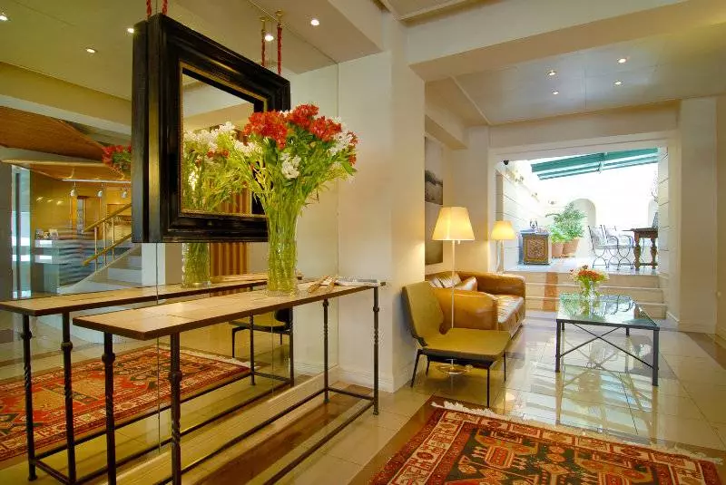 Отель Philippos