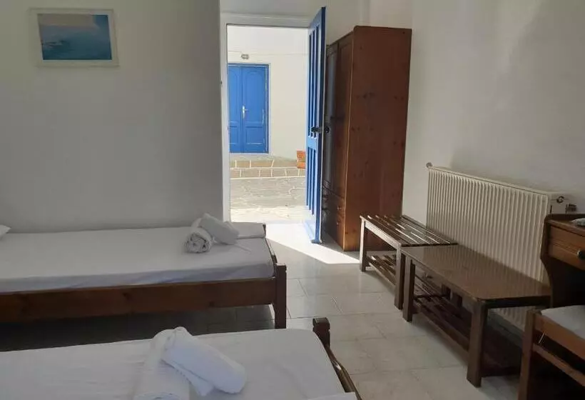 Отель Silver Rocks