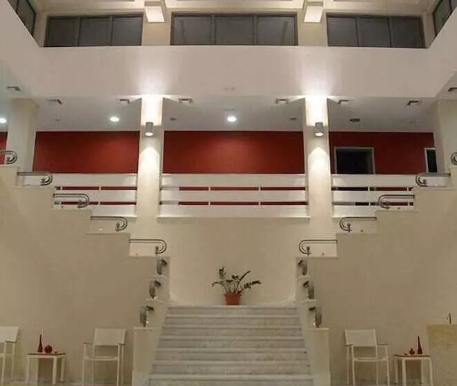 Отель Theoxenia