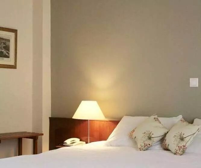 Отель Theoxenia