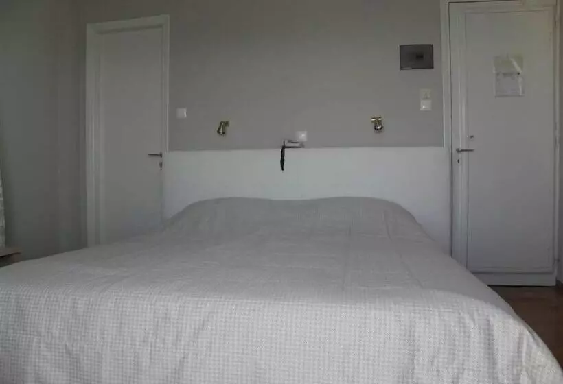 Отель Theoxenia