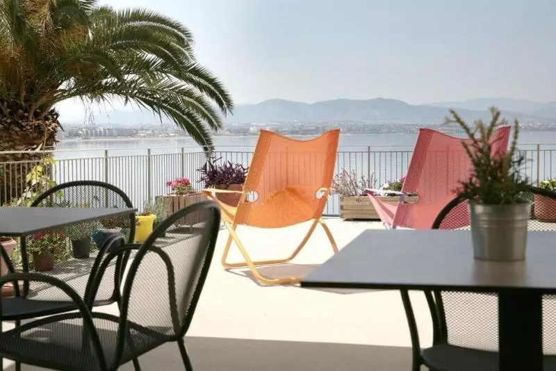 Отель Theoxenia