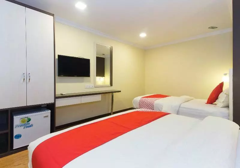هتل De'grand Orchard