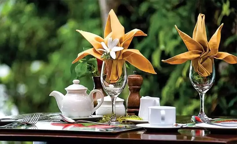 Hotelli Namale Resort And Spa