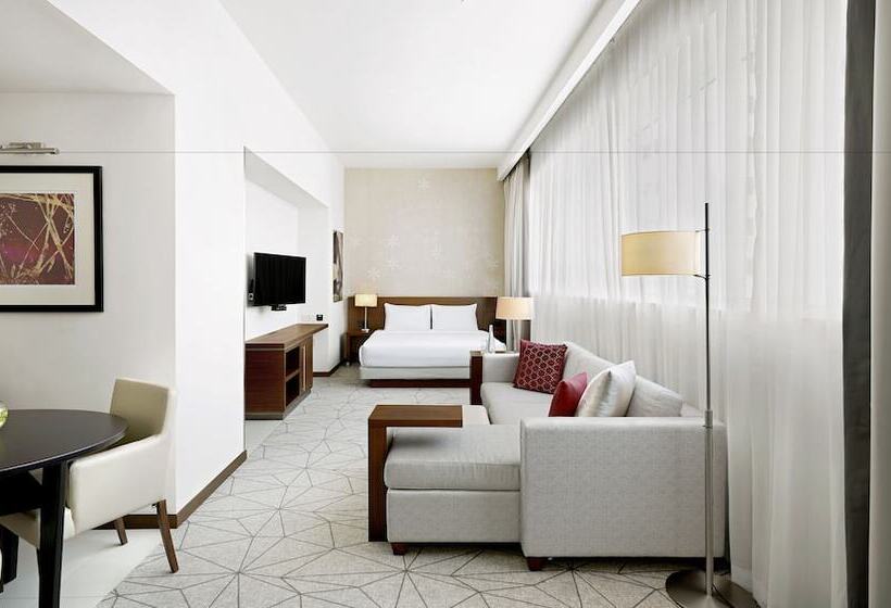 Hyatt Place Dubai Al Rigga Residences