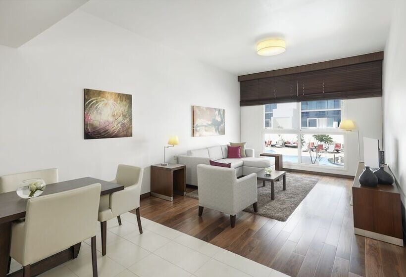 Hyatt Place Dubai Al Rigga Residences