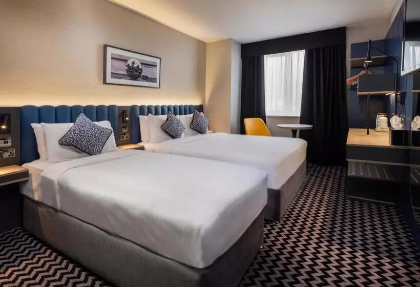 호텔 Academy Plaza