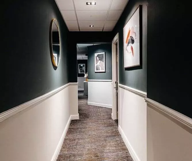 בית מלון כפרי Drury Court