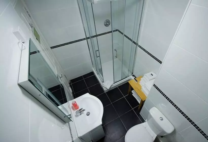 בית מלון כפרי Drury Court