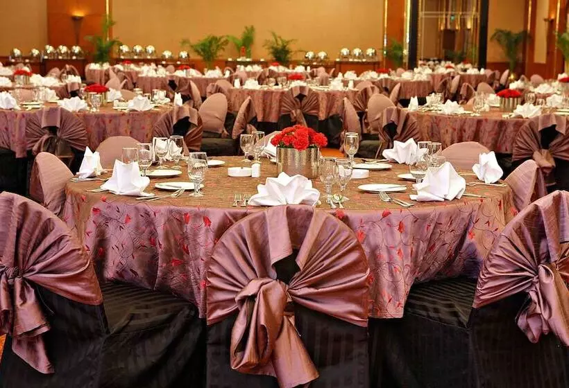 Eros Hotel New Delhi, Nehru Place