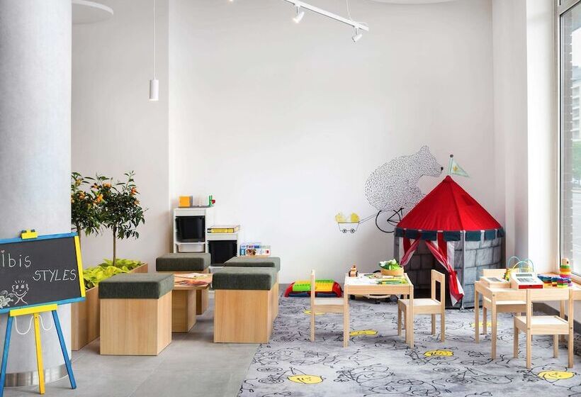 בית מלון כפרי Ibis Styles Budapest City