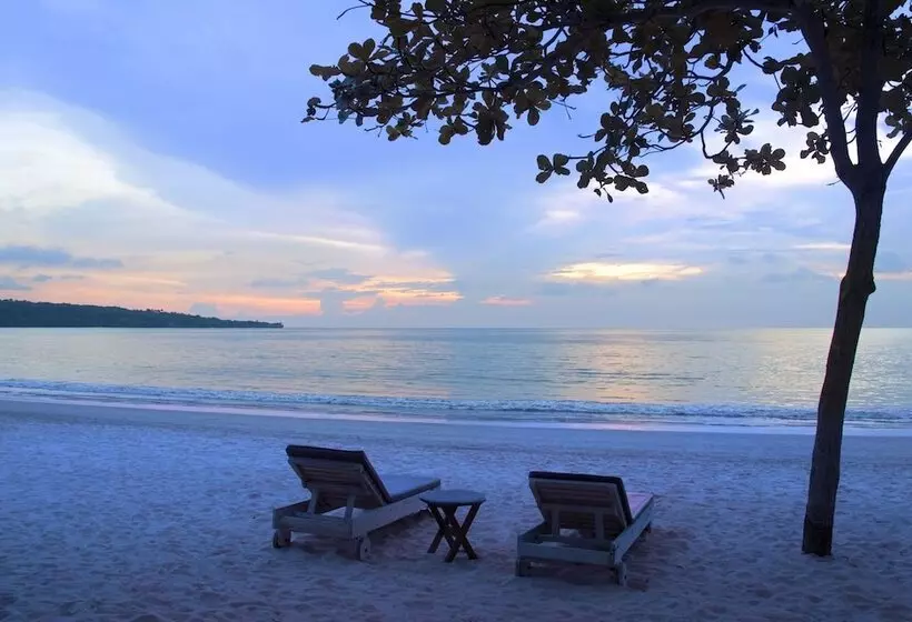 호텔 Keraton Jimbaran Beach Resort