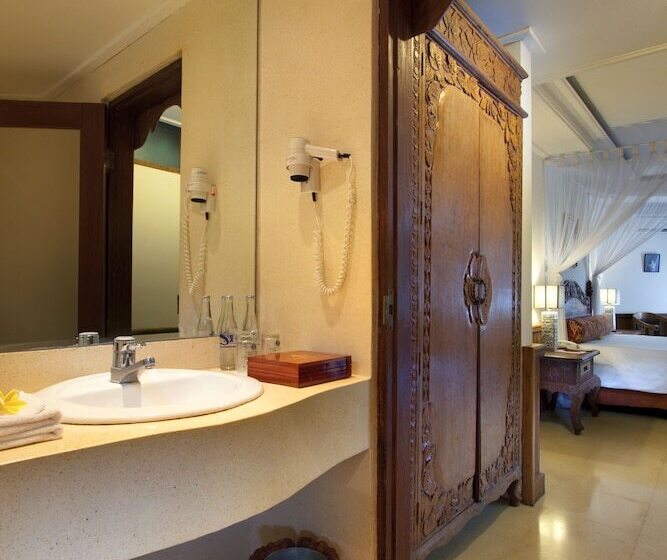 Otel Keraton Jimbaran Beach Resort