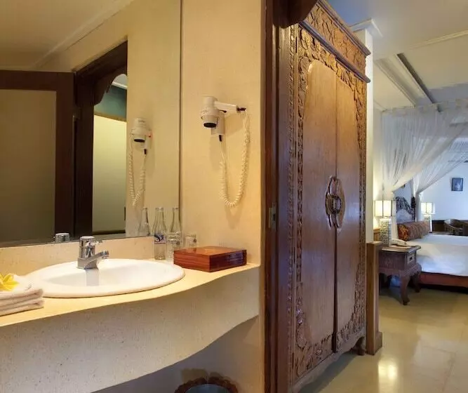 호텔 Keraton Jimbaran Beach Resort