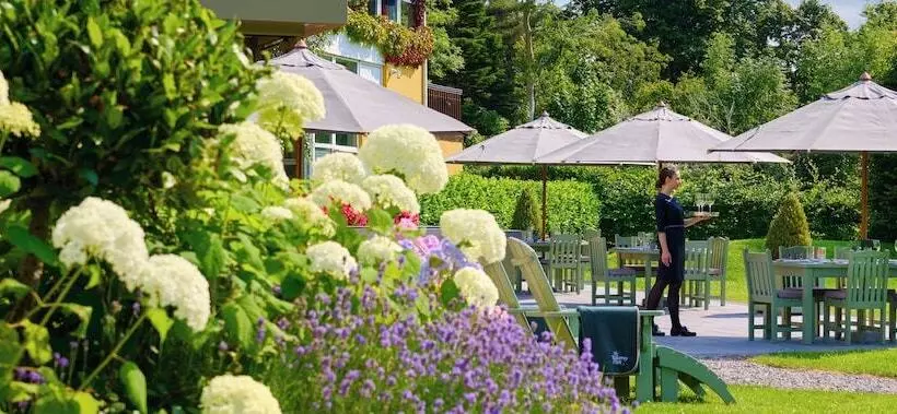 Отель The Killarney Park