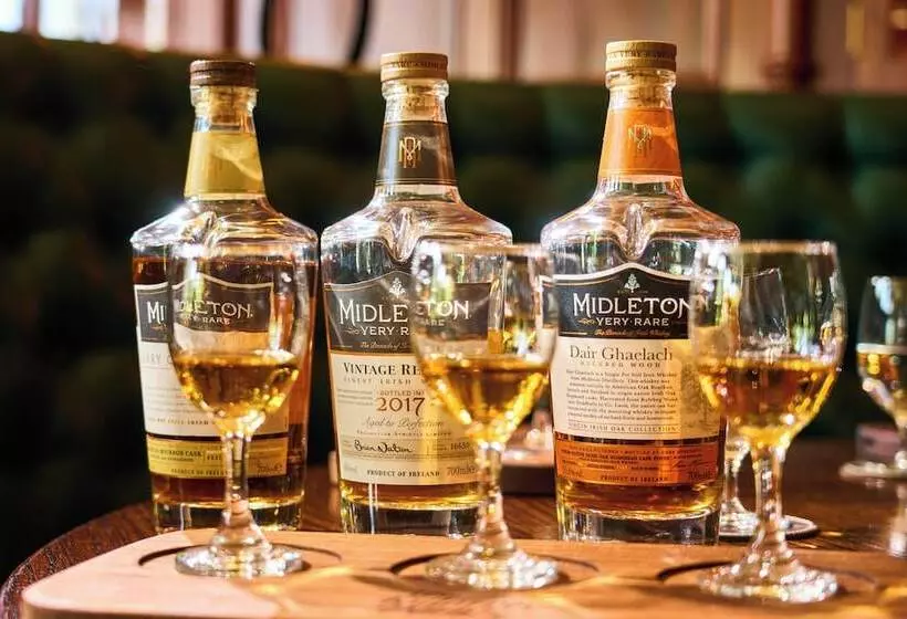 Отель The Killarney Park