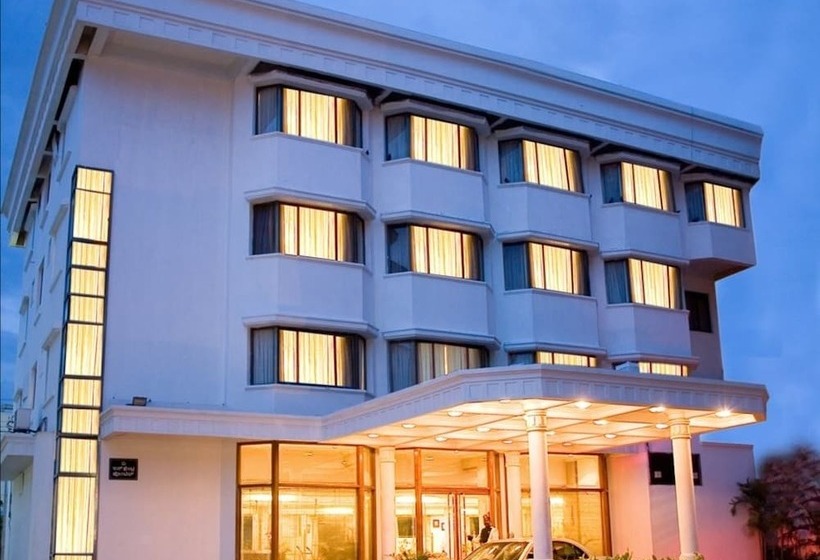 فندق Zone By The Park Infantry Bengaluru